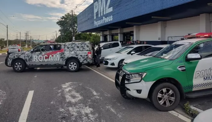 Polícia Militar recaptura dois foragidos da Justiça e prende homem em