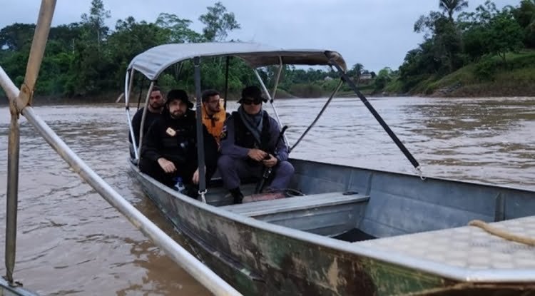 Policia ,disputa de terra