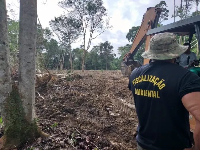 Obra no Tarumã