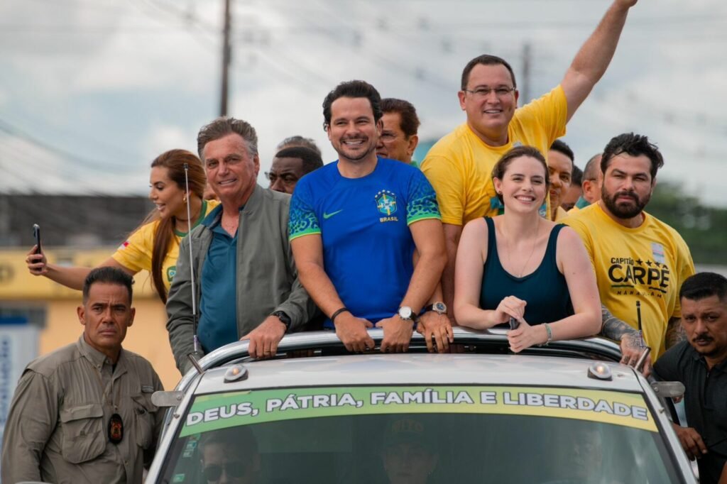 Capitão Alberto Neto recebe Bolsonaro