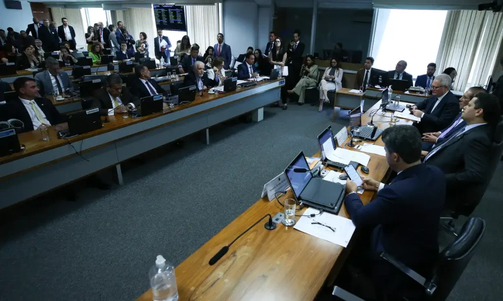 CCJ do Senado