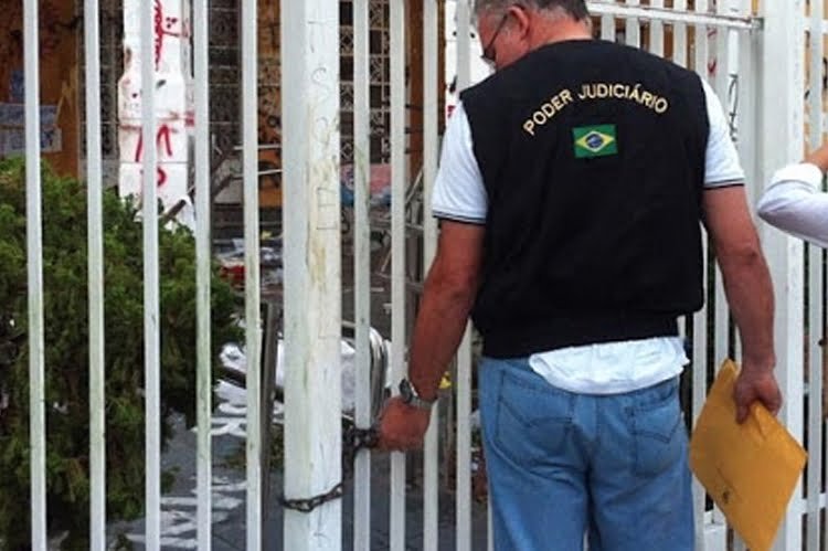 oficial de justiça