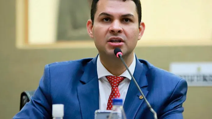 Saulo Viana