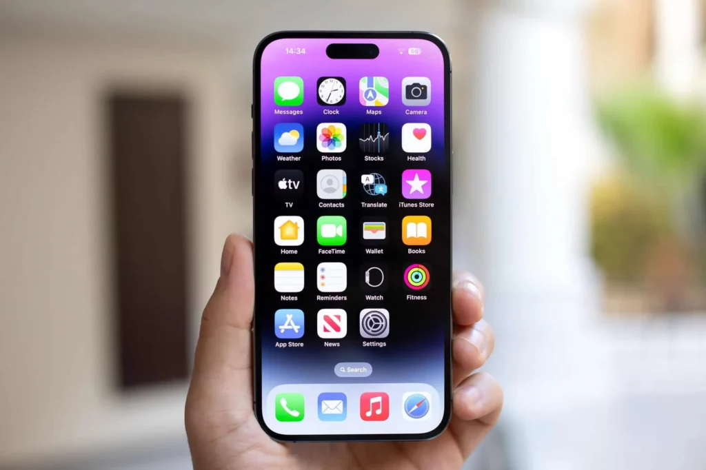 iPhone 17