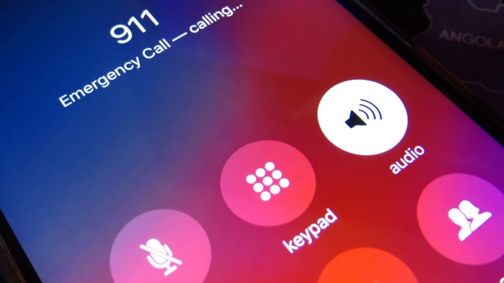iPhone ligou para a polícia após acidente de carro — e motorista acabou preso!