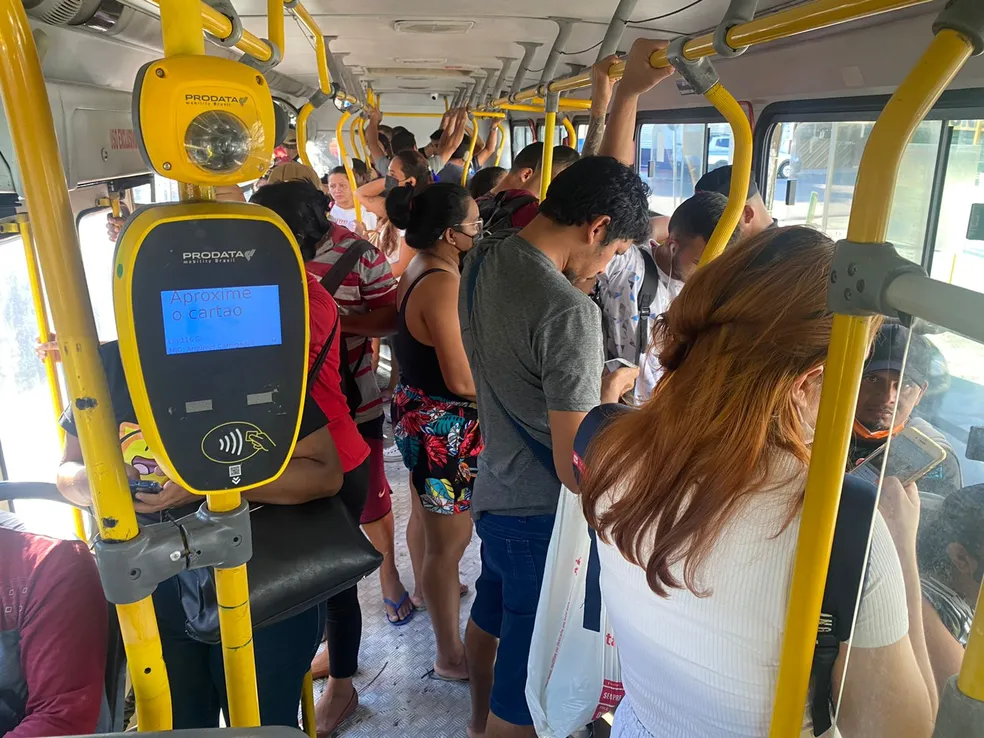Ministério Público ingressa com ação para suspender aumento da tarifa de ônibus em Manaus