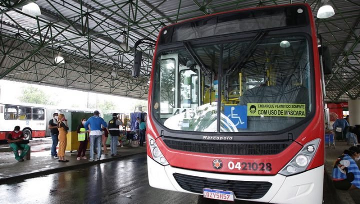 transporte público
