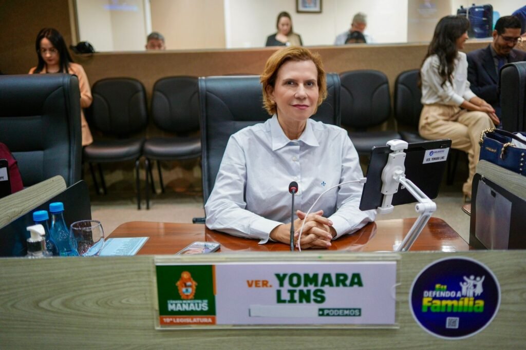 Yomara Lins