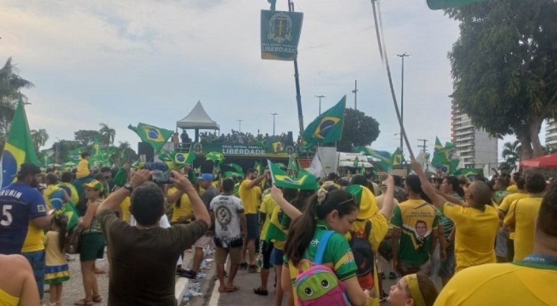 Fora Lula e Moraes