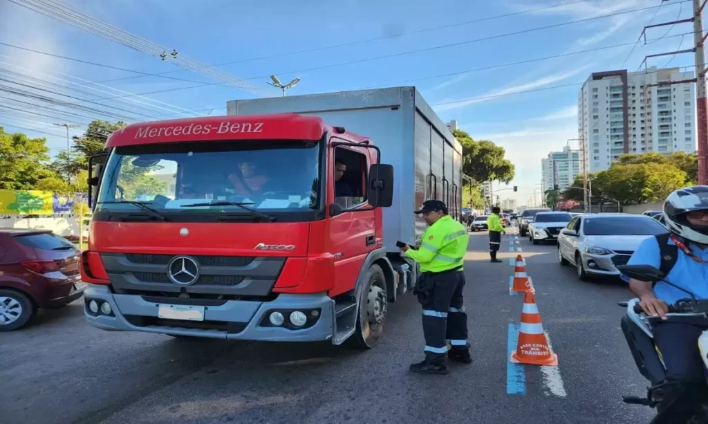 caminhões