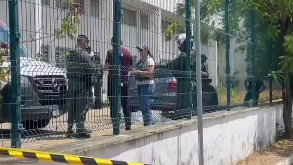 Polícia