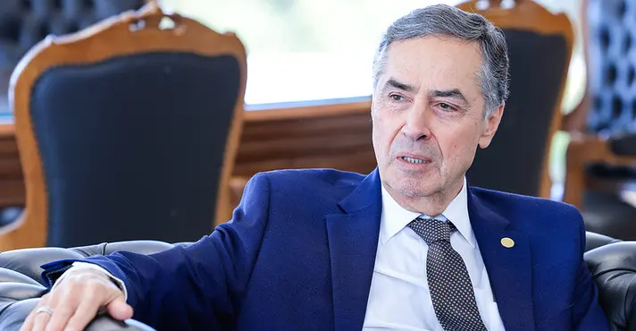 Barroso reforça que STF vai analisar qualquer projeto de anistia