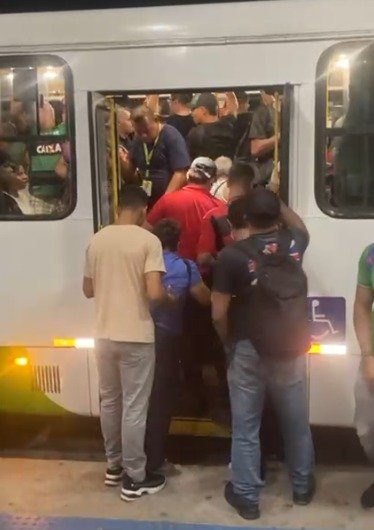 Ônibus