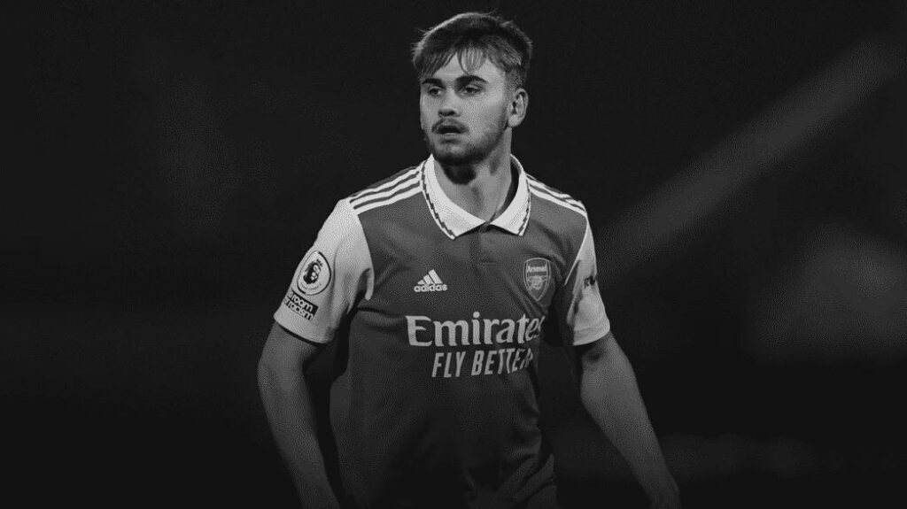 Ex-jogador do Arsenal