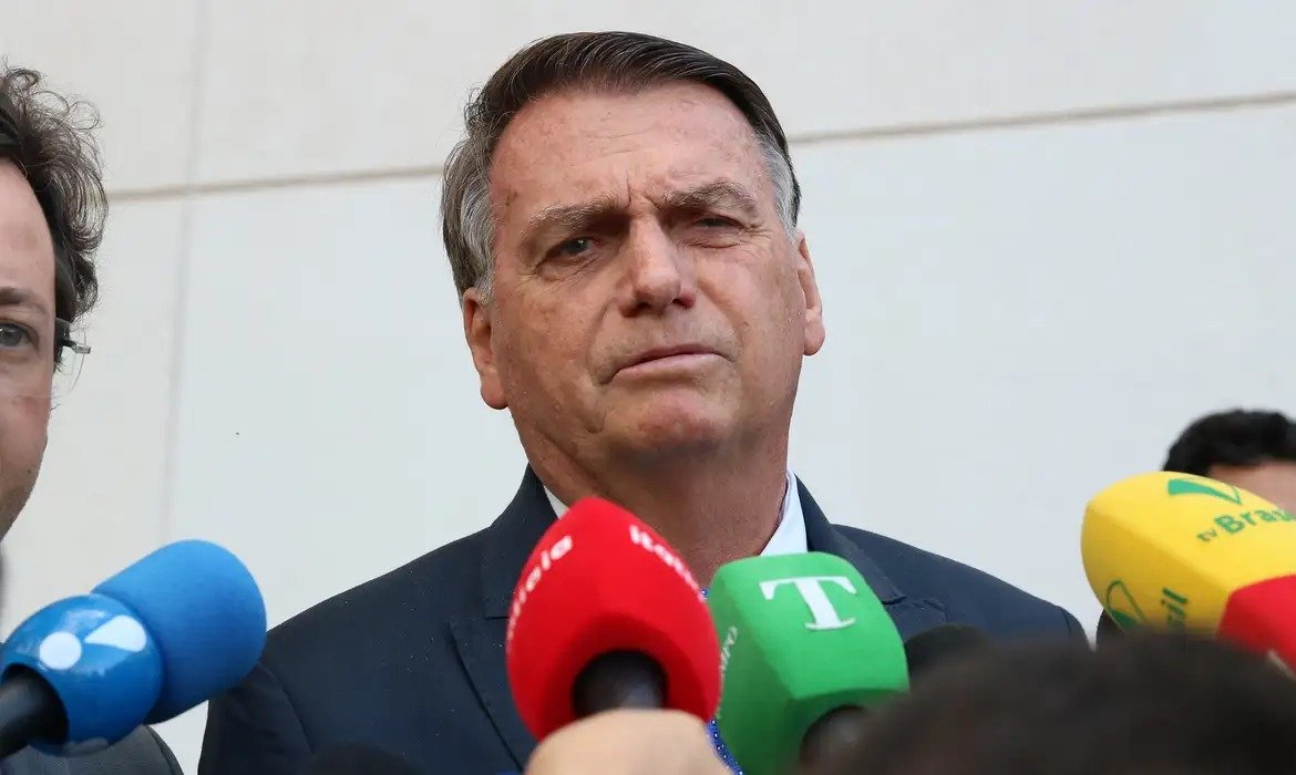 Bolsonaro recorre ao STF